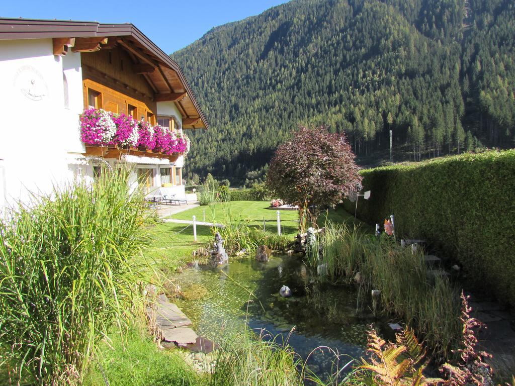 Haus Egger Διαμέρισμα Neustift im Stubaital Δωμάτιο φωτογραφία