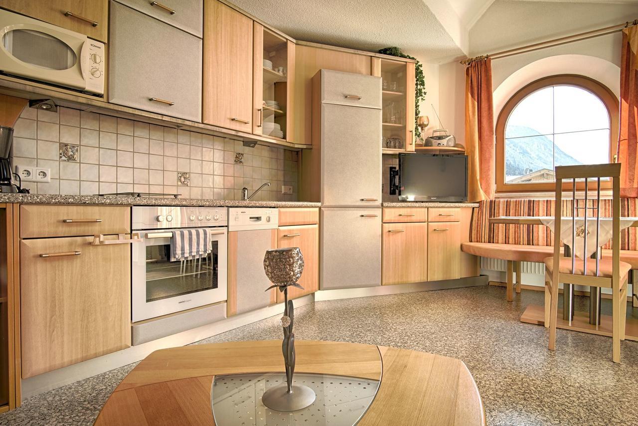 Haus Egger Διαμέρισμα Neustift im Stubaital Δωμάτιο φωτογραφία